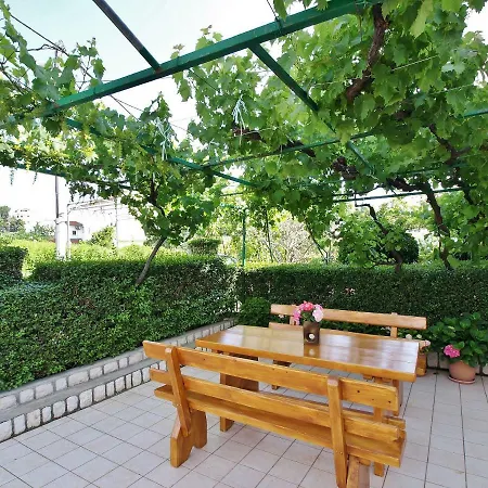 Apartmani Danijela Lopar Exterior photo