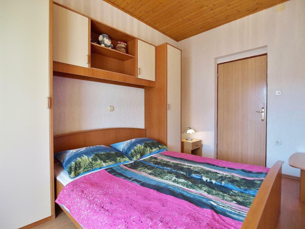 Danijela Apartma *